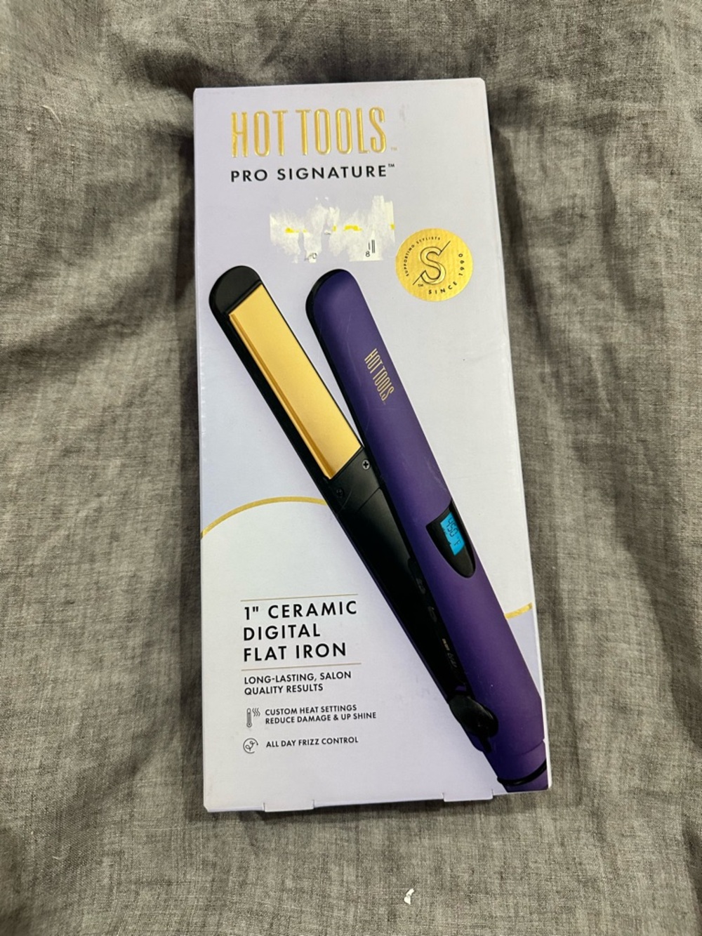 Hot Tools Pro Signature 1" Ceramic Digital Flat Iron - Purple - Picture 2 of 2